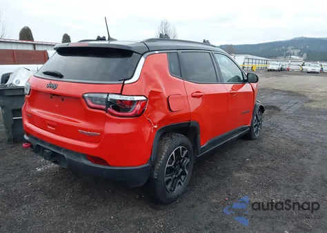 2020 Jeep Compass Trailhawk 4X4 z USA, uszkodzony, nr VIN 3C4NJDDB7LT255497